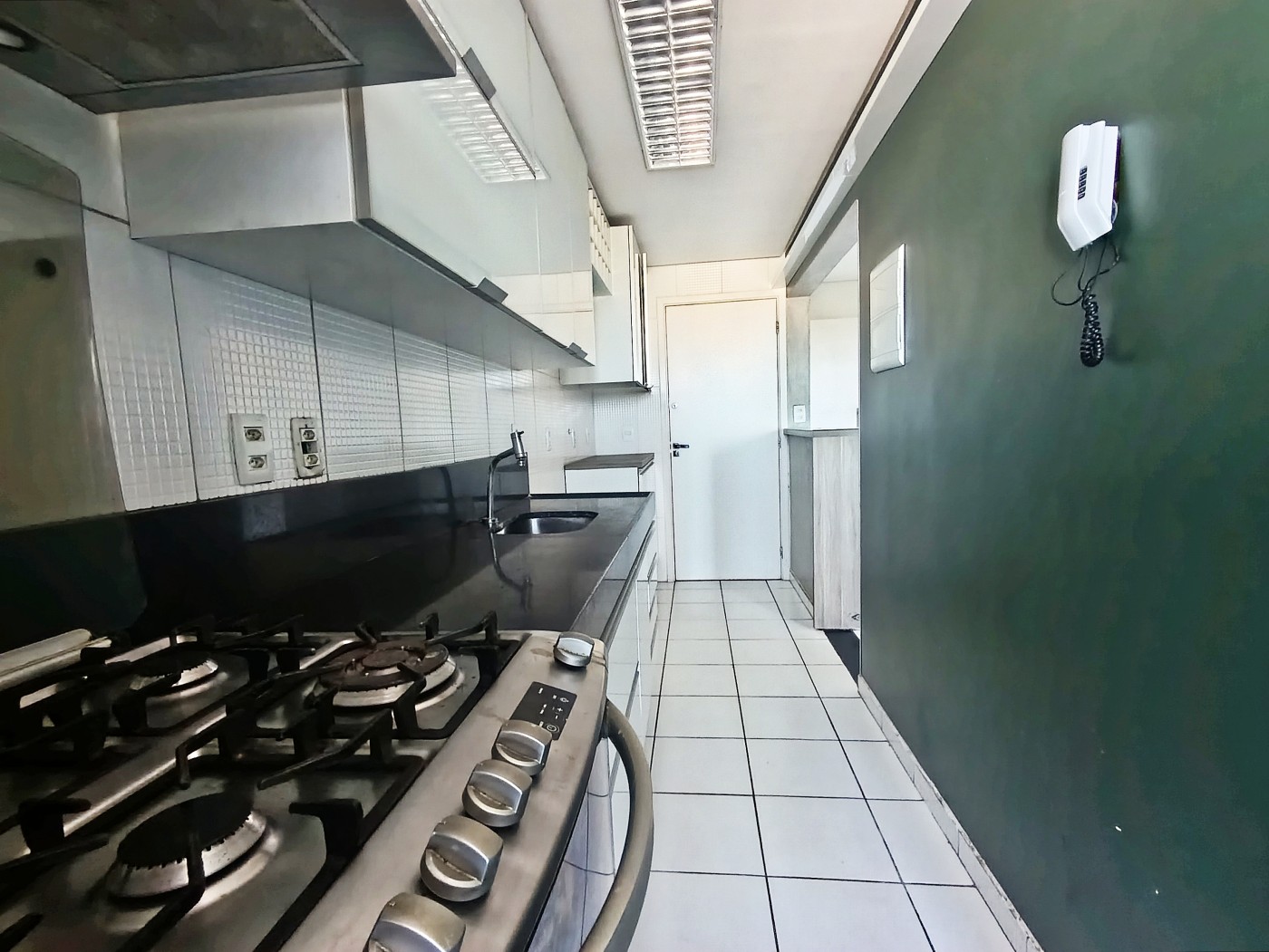 Apartamento à venda com 3 quartos, 82m² - Foto 6
