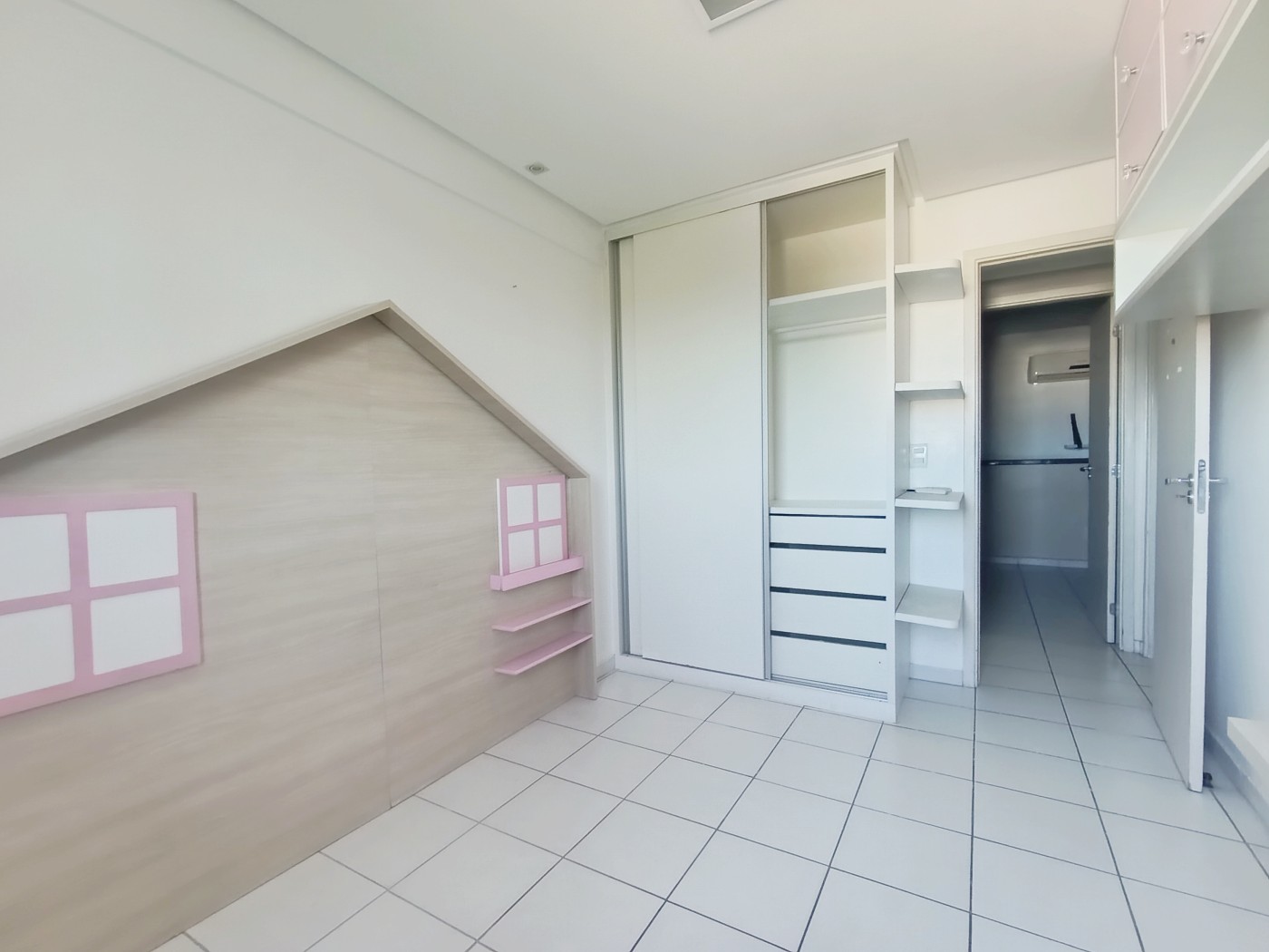 Apartamento à venda com 3 quartos, 82m² - Foto 9