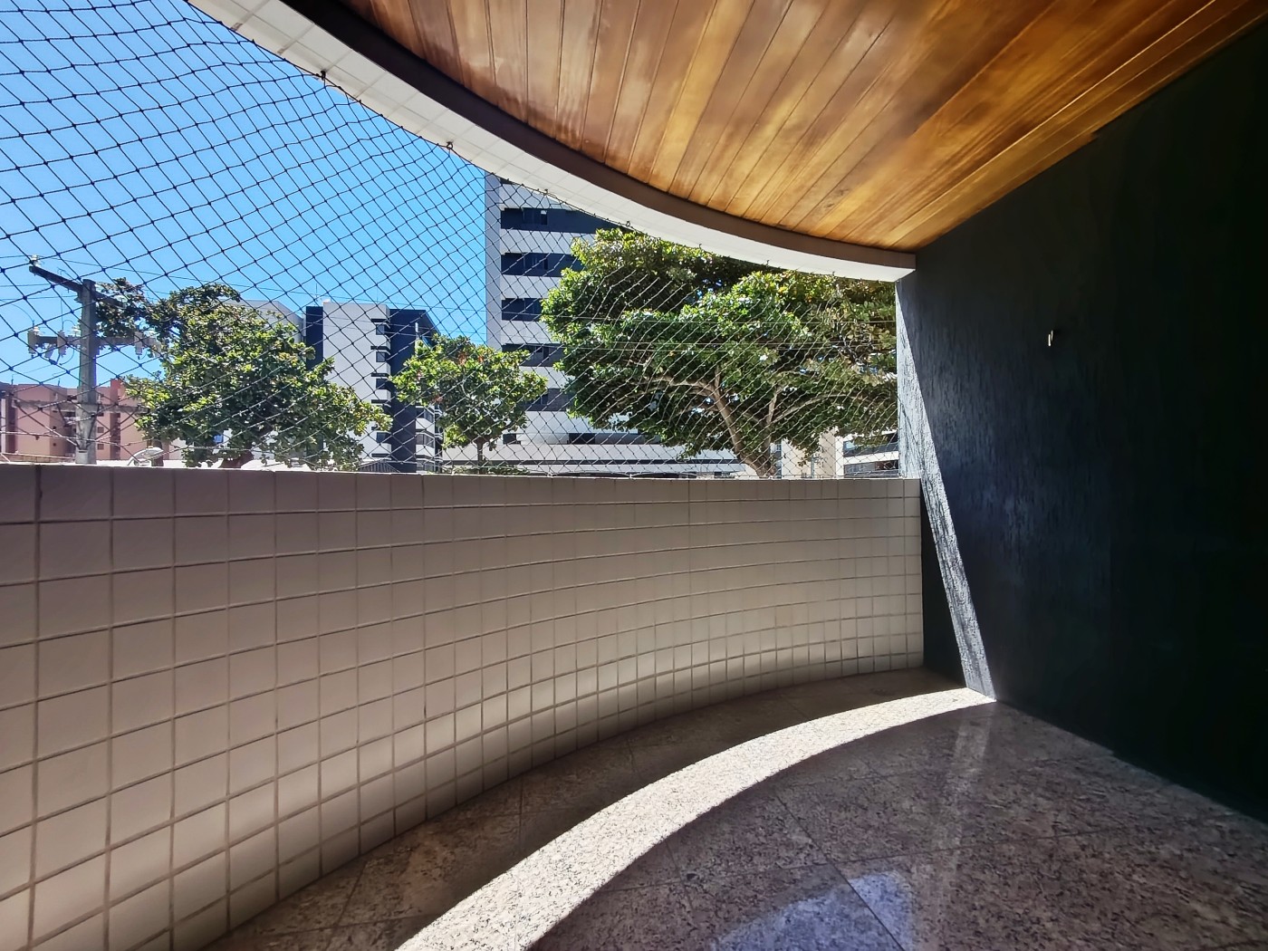 Apartamento à venda com 3 quartos, 129m² - Foto 1