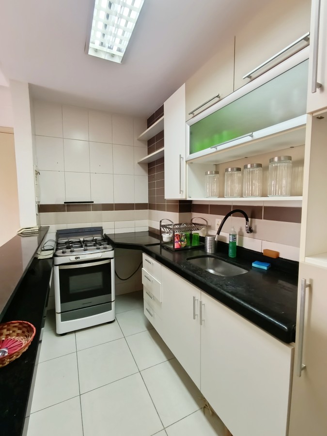 Apartamento à venda com 3 quartos, 75m² - Foto 11