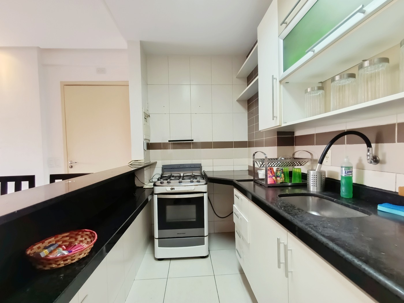 Apartamento à venda com 3 quartos, 75m² - Foto 13