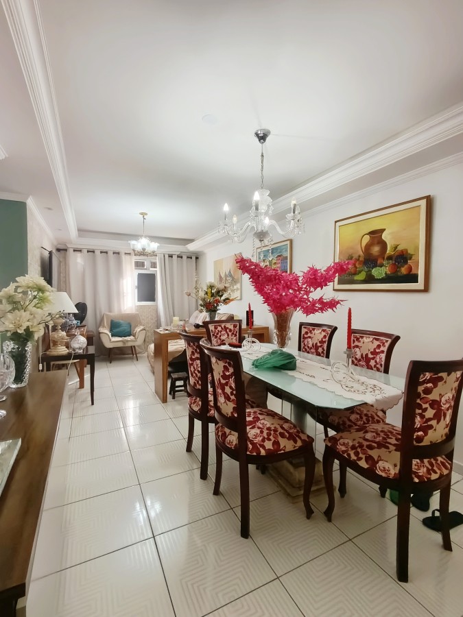 Apartamento à venda com 3 quartos, 74m² - Foto 2