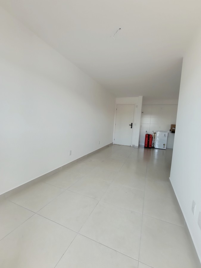 Apartamento à venda com 2 quartos, 63m² - Foto 1