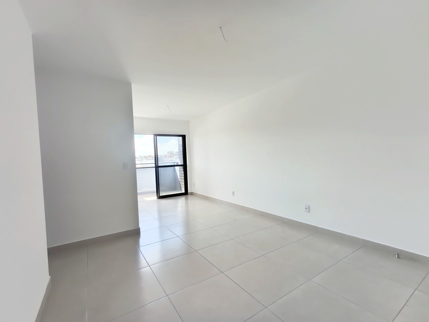 Apartamento à venda com 2 quartos, 63m² - Foto 7