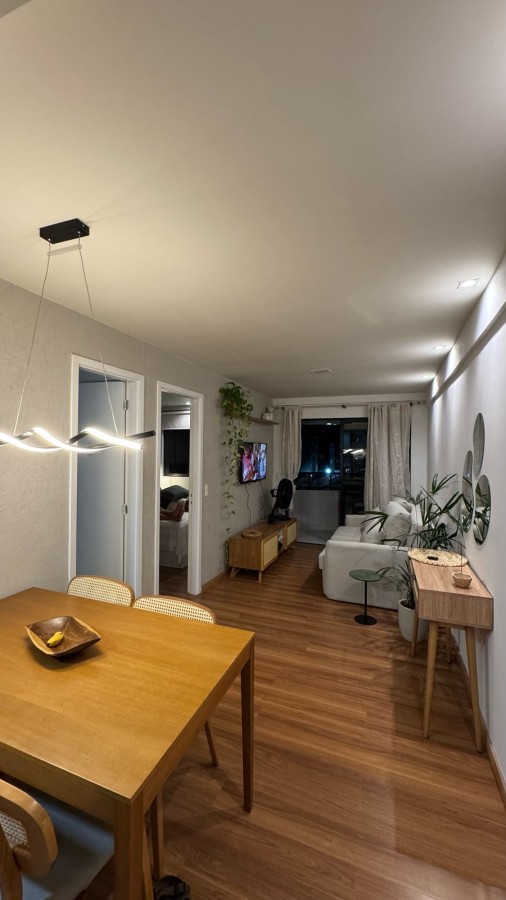 Apartamento à venda com 1 quarto, 42m² - Foto 2