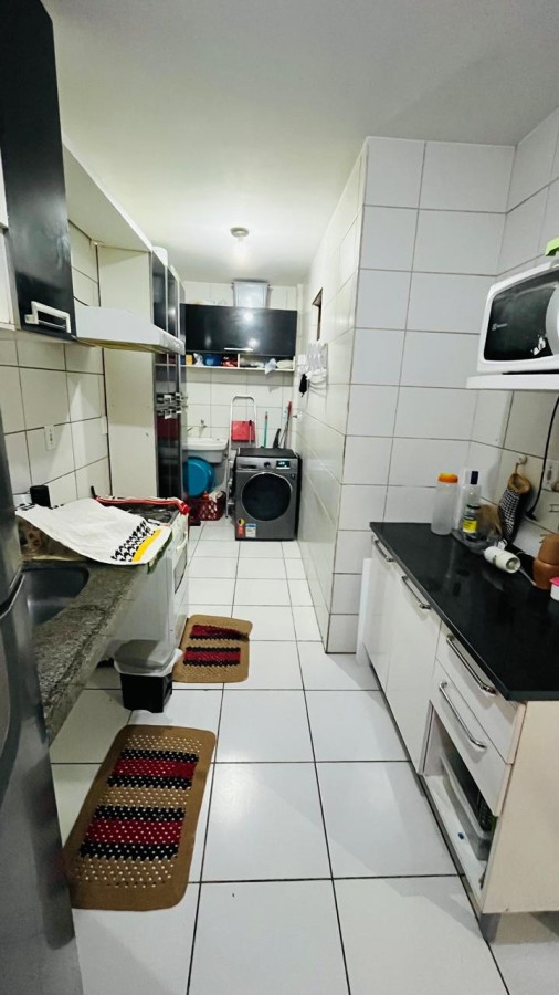 Apartamento à venda com 2 quartos, 64m² - Foto 3
