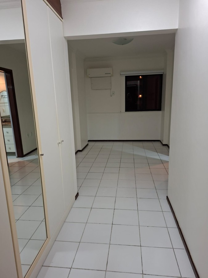 Apartamento à venda com 3 quartos, 85m² - Foto 3