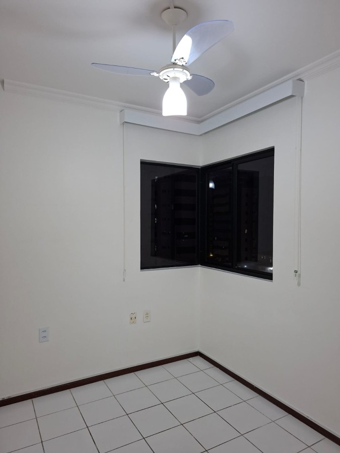 Apartamento à venda com 3 quartos, 85m² - Foto 11