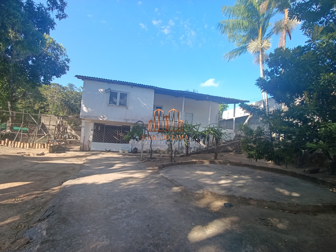 Casa, 3 quartos, 215 m² - Foto 2