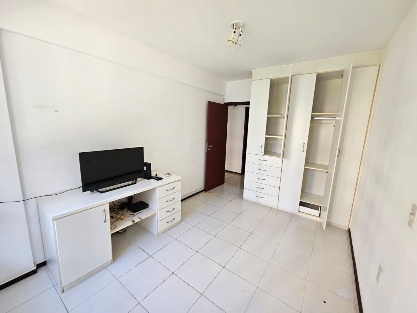 Apartamento, 3 quartos, 117 m² - Foto 1